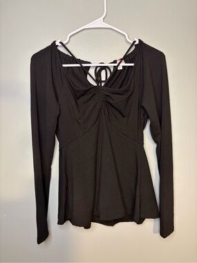 ANDREE BY UNIT Black Long Sleeve Ruched Tie-Back Top